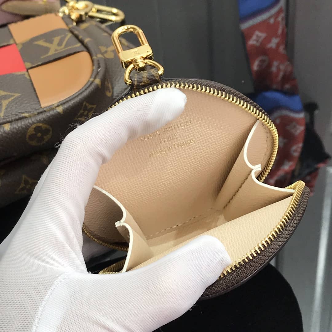 L0vis Vvtt0n Monogram Canvas Multi Pochette Replica Red M44823