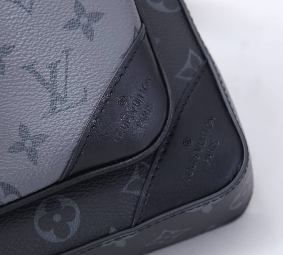 L0vis Vvtt0n Virgil Abloh Trio Multi Messenger Bag Replica Gray M69443