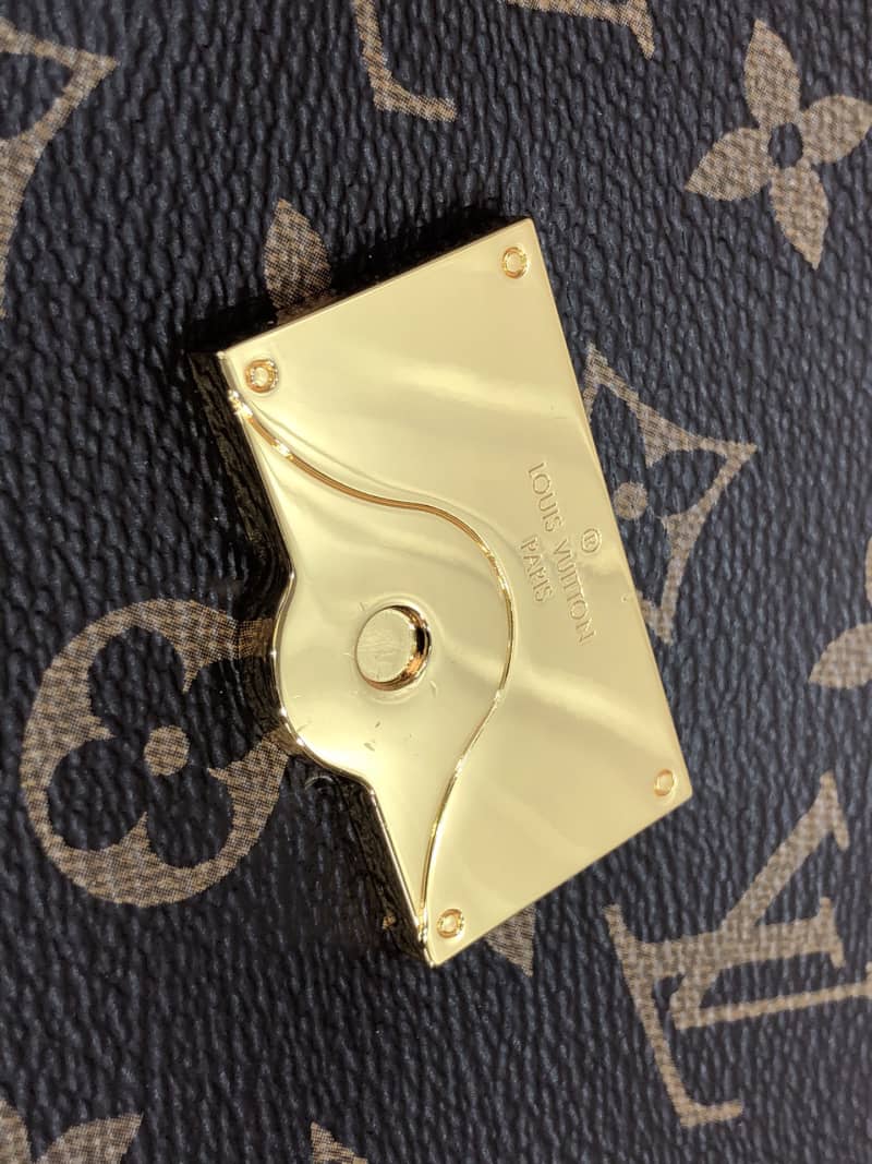 L0vis Vvtt0n Beaubourg MM Bag Monogram Canvas Replica M43953