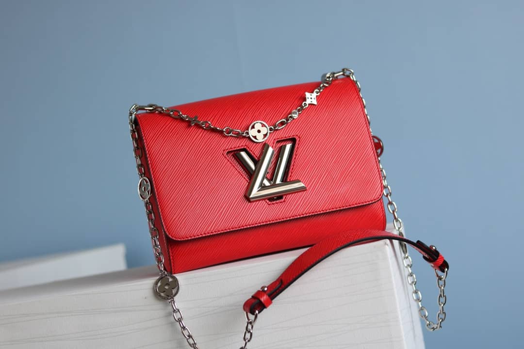 L0vis Vvtt0n Textured Epi Leather Twist Series Bag