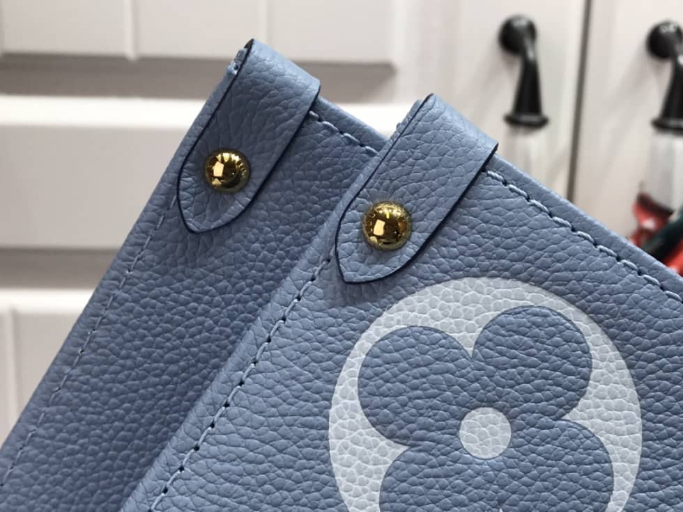 L0vis Vvtt0n OnTheGo Monogram Empreinte MM Blue M45718 Replica Tote