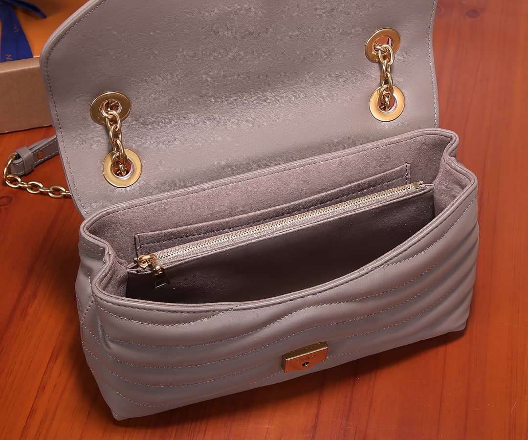 L0vis Vvtt0n New Wave Chain Leather Replica Shoulder Bag Purple M58550