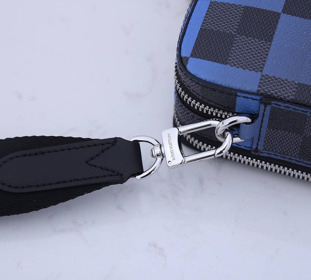 L0vis Vvtt0n Alpha Wearable Wallet Replica N60414