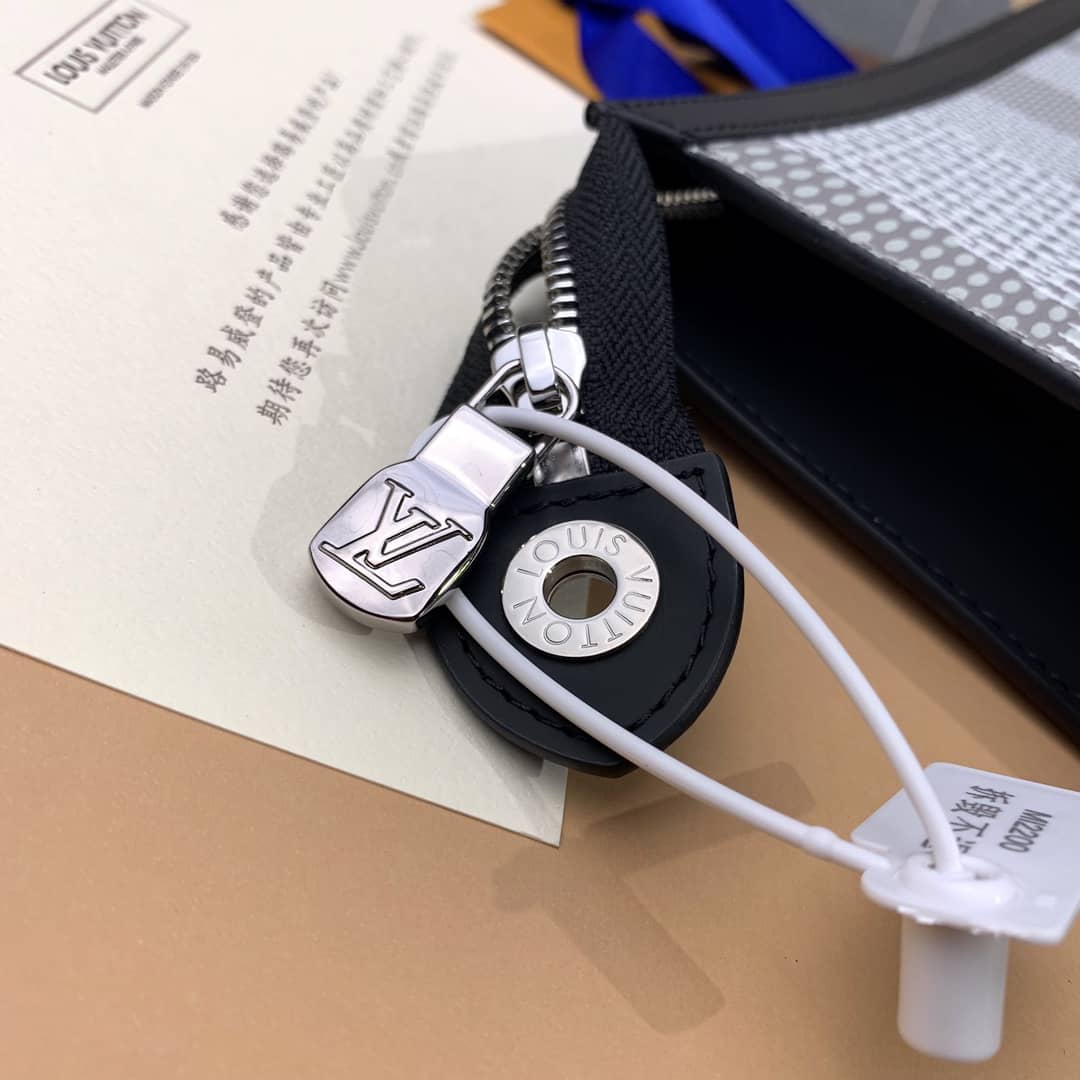 L0vis Vvtt0n Pochette Voyage Canvas Replica Bag N60443