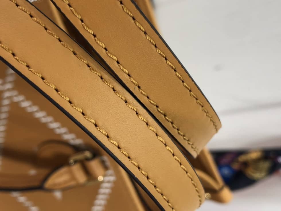 L0vis Vvtt0n Onthego MM Monogram Empreinte M46015 Replica Tote