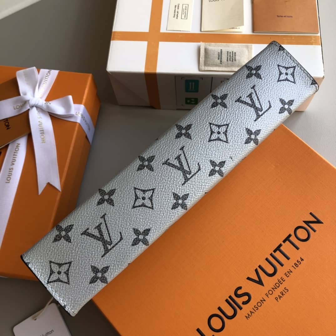 L0vis Vvtt0n Voyage MM Monogram Replica Pochette Black Gray M63039