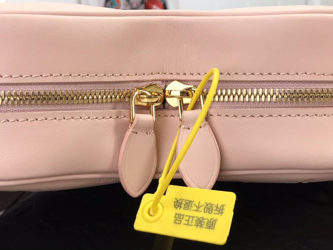 L0vis Vvtt0n Coeur Small Replica Handbag M58738