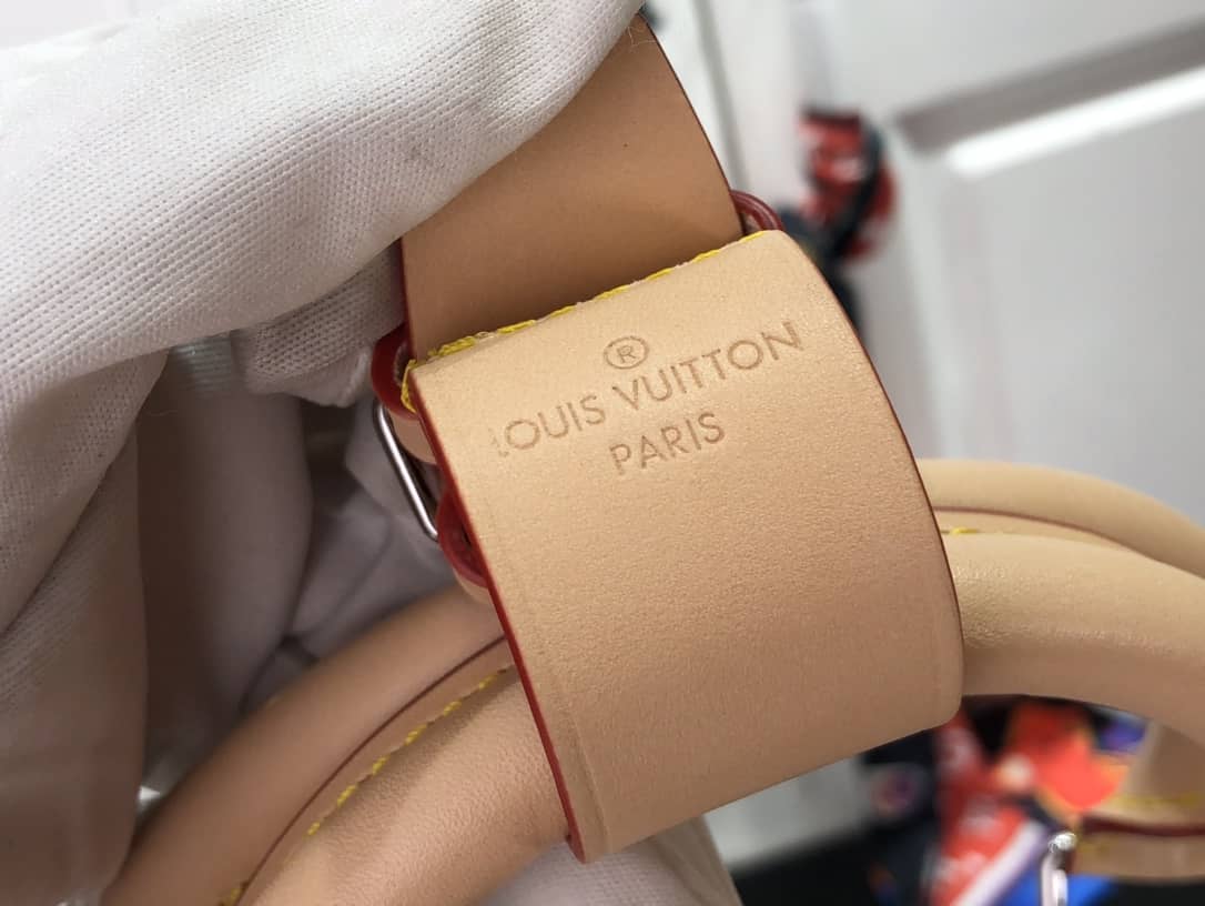 L0vis Vvtt0n Keepall Bandouliere 50 Silver Mirror Monogram Bag Replica M45886