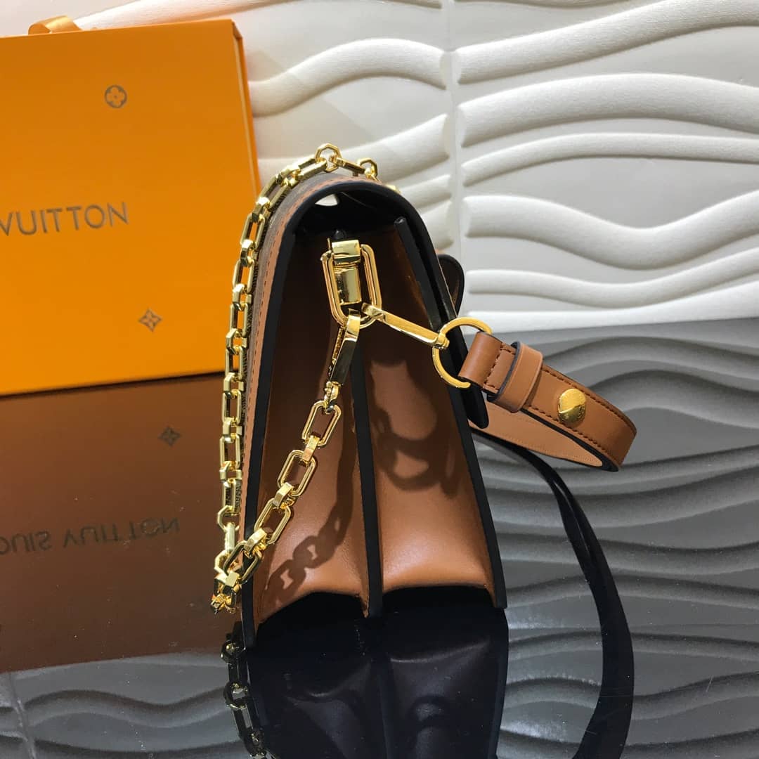 L0vis Vvtt0n Monogram MM Reverse Dauphine Shoulder Bag Replica M44391