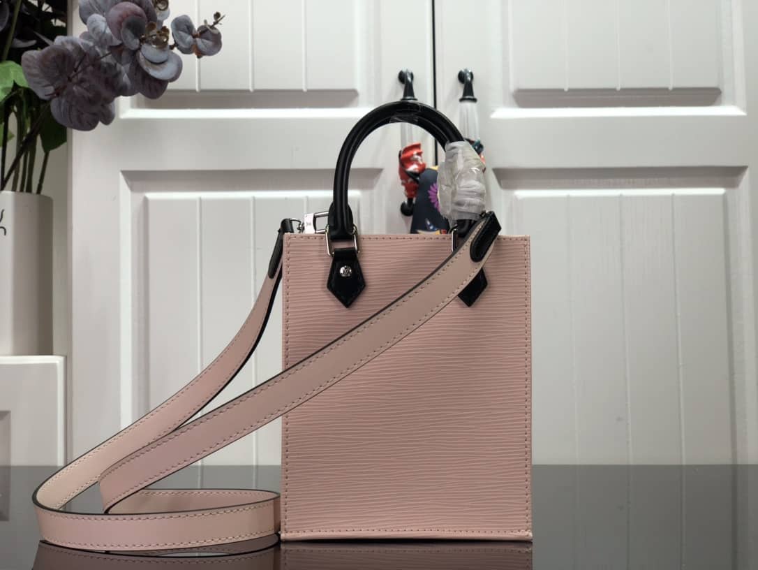 L0vis Vvtt0n Petit Sac Plat Flat Shoulder Bag Replica Pink M80169