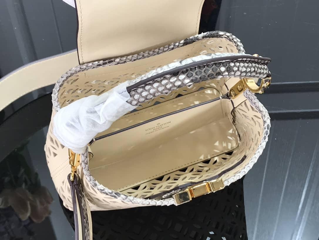 L0vis Vvtt0n Capucines BB Cutout Leather Bag Replica Apricot M57228