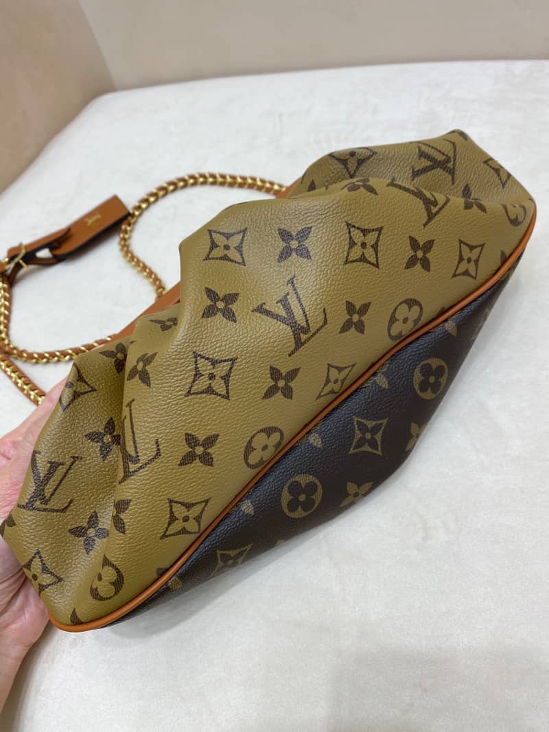 L0vis Vvtt0n Monogram Canvas Boursicot EW Replica Bag Brown M45229