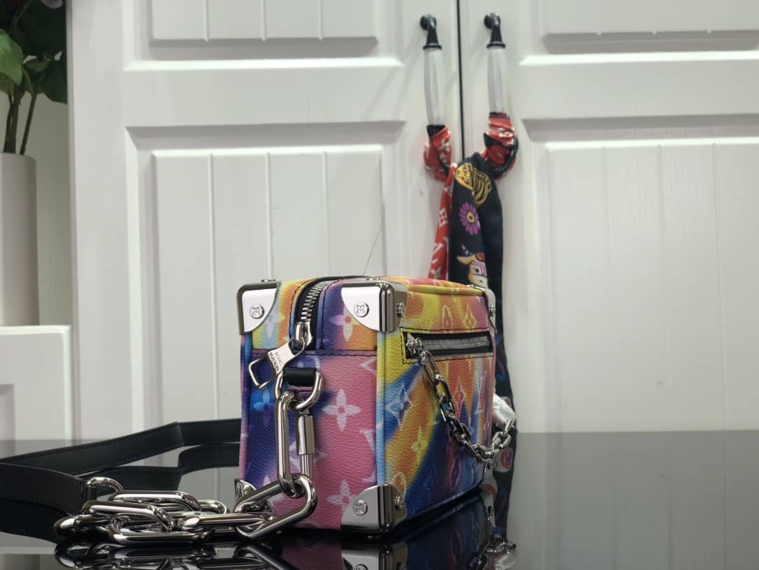 Where Can I Buy Best Quality LV Petite Malle Chain Box