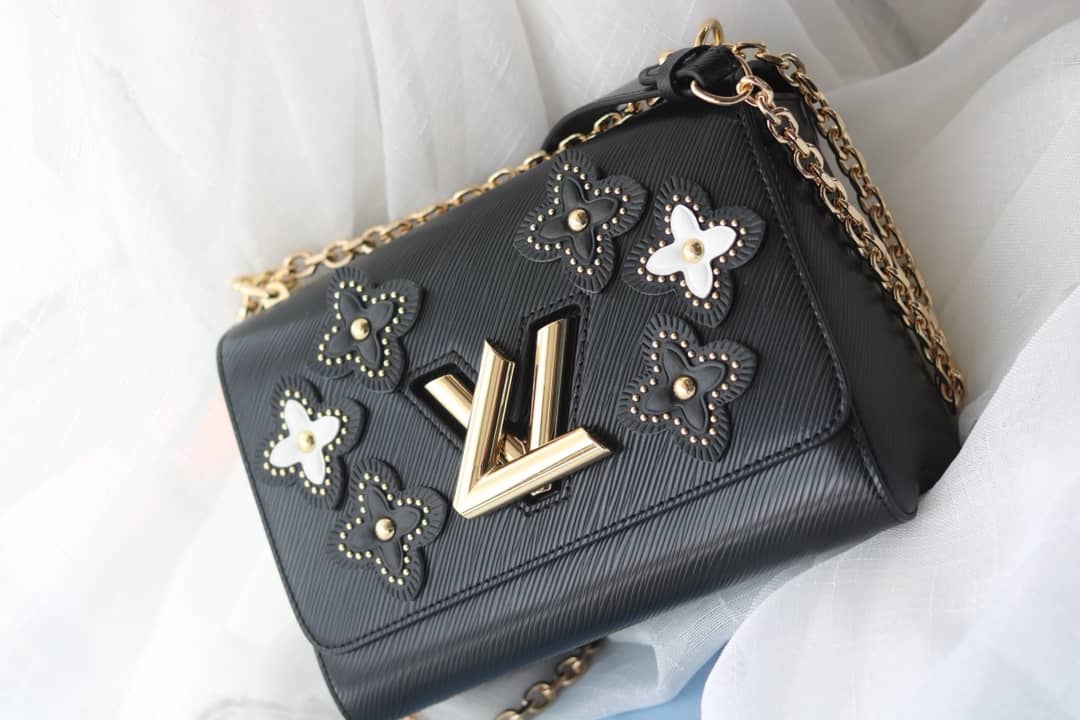 L0vis Vvtt0n Twist Epi Handbag Replica