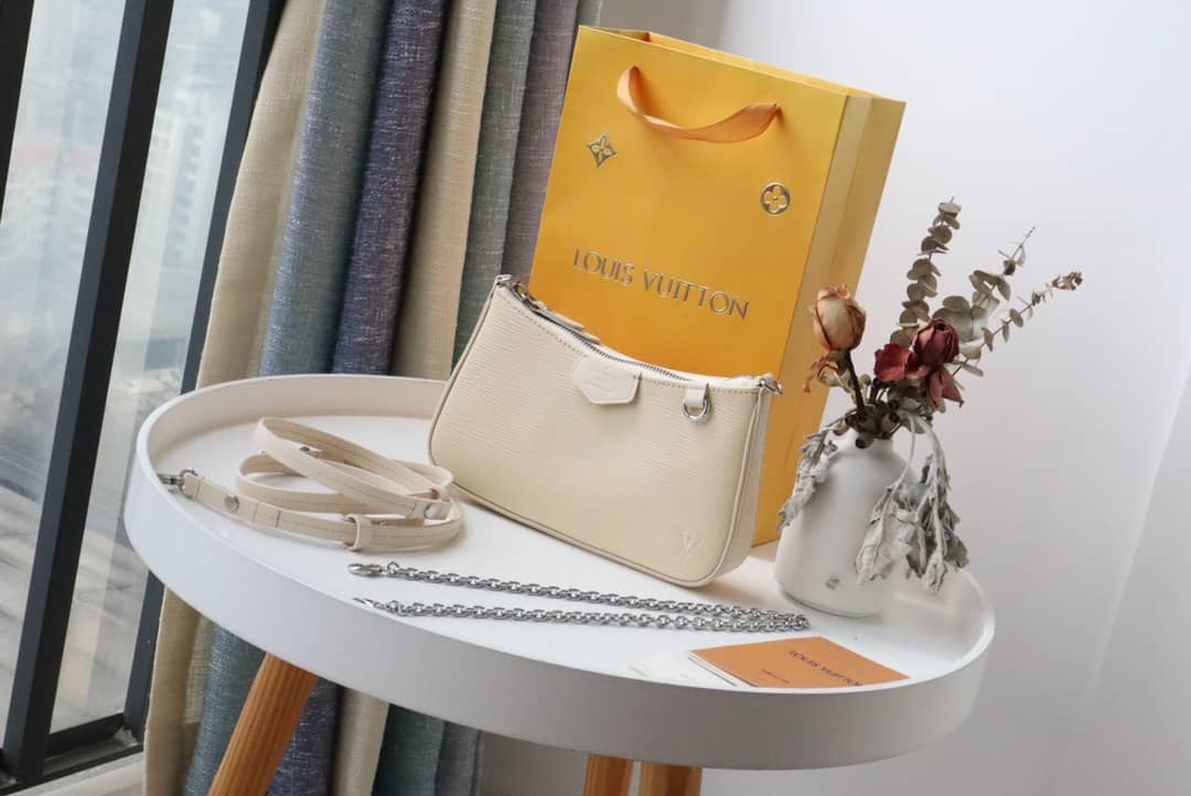 L0vis Vvtt0n Easy pouch 2way Epi Replica Crossboy Bag White M80483