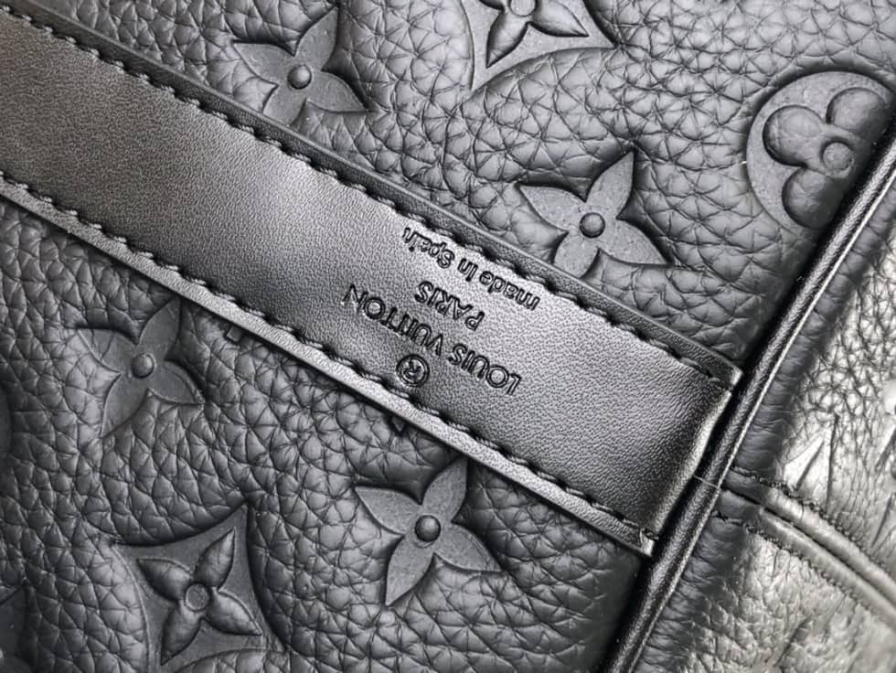 LV Duffle Bag Replica Keepall Bandoulire 50 Taurillon Monogram Black M59025