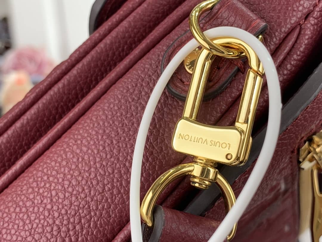 L0vis Vvtt0n Pochette Metis Marine Leather M44071 Replica Shoulder Bag