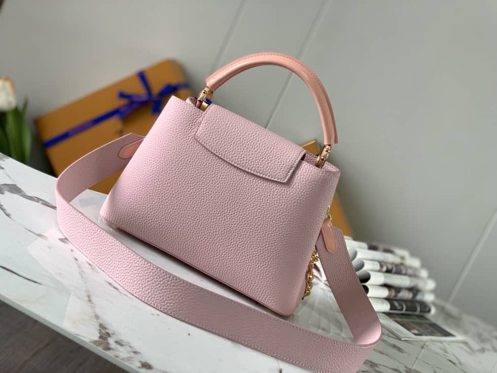 L0vis Vvtt0n Capucines BB Rose M59061 Replica Crossbody Bag