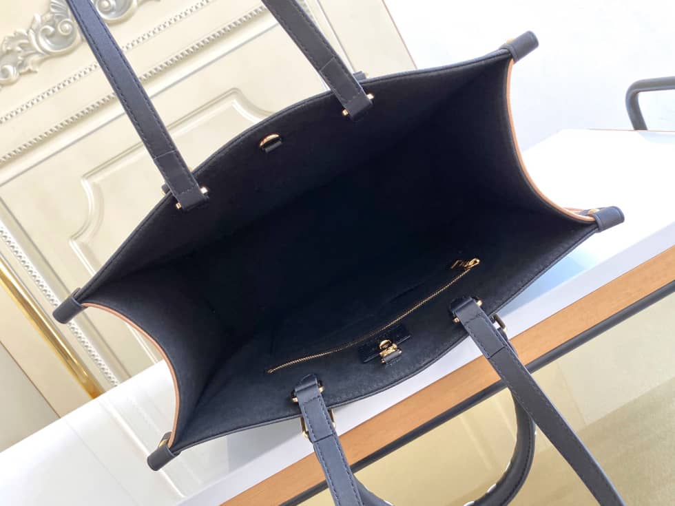 L0vis Vvtt0n Wild At Heart OnTheGo MM Black M58522 Replica Tote