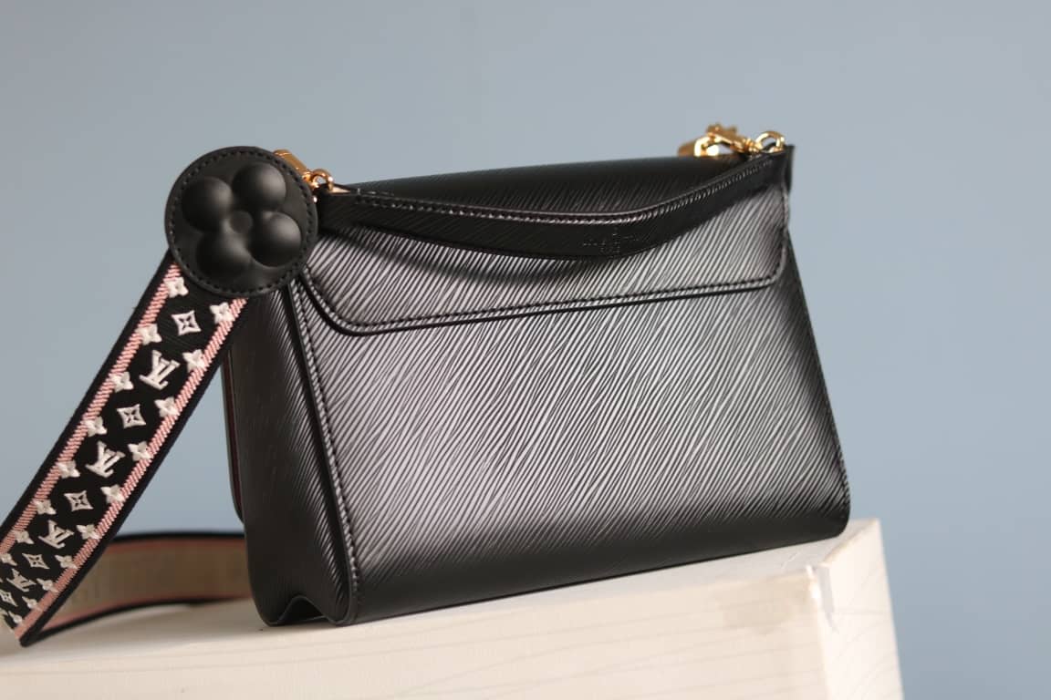 L0vis Vvtt0n Textured Epi Leather Twist Series Bag Black