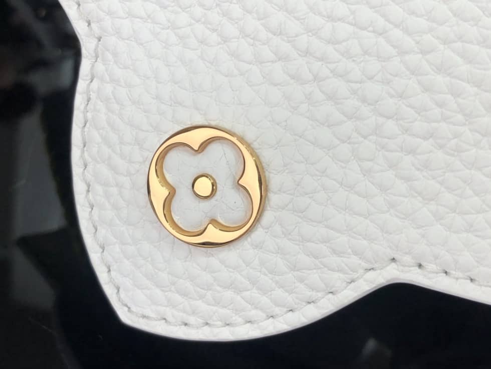 L0vis Vvtt0n Capucines Mini M57945 Replica Shoulder Bag