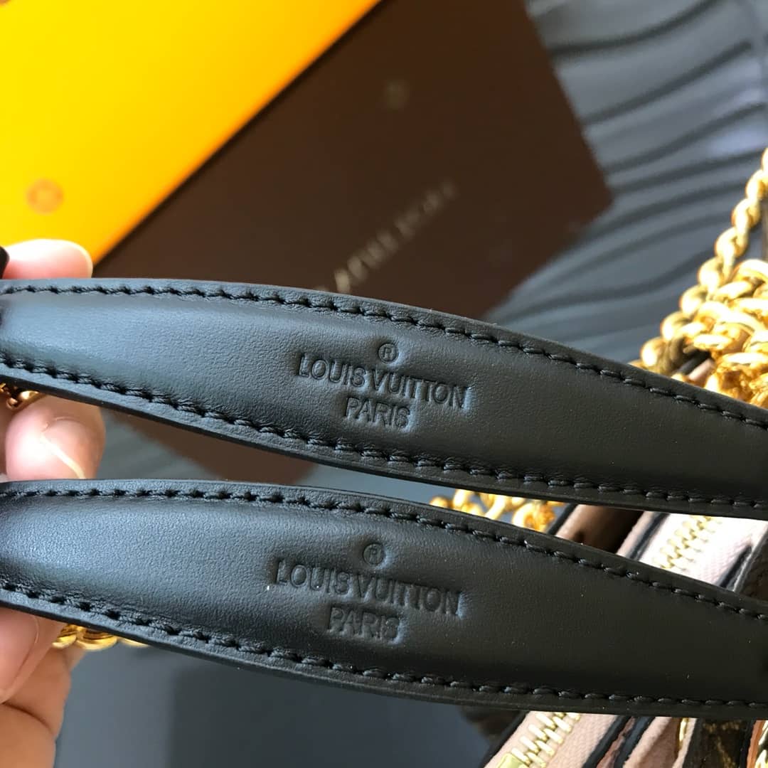 L0vis Vvtt0n BB Surene Chain Shoulder Bag Replica Pink M43777