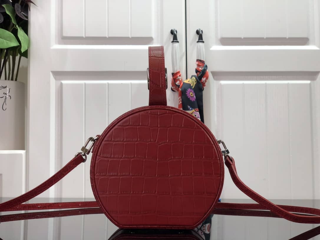 L0vis Vvtt0n Petite Boite Chapeau Crocodilien Brillant Replica Bag Red N93597