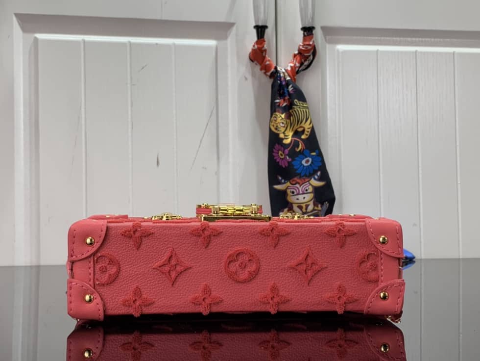 L0vis Vvtt0n Petite Malle Flou Pink M20745 Replica Trunk Box