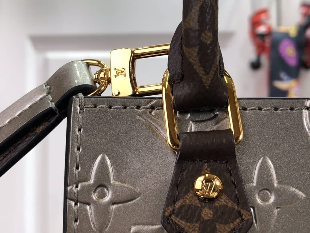 L0vis Vvtt0n Petit Sac Plat Flat Shoulder Bag Replica Gray M80169