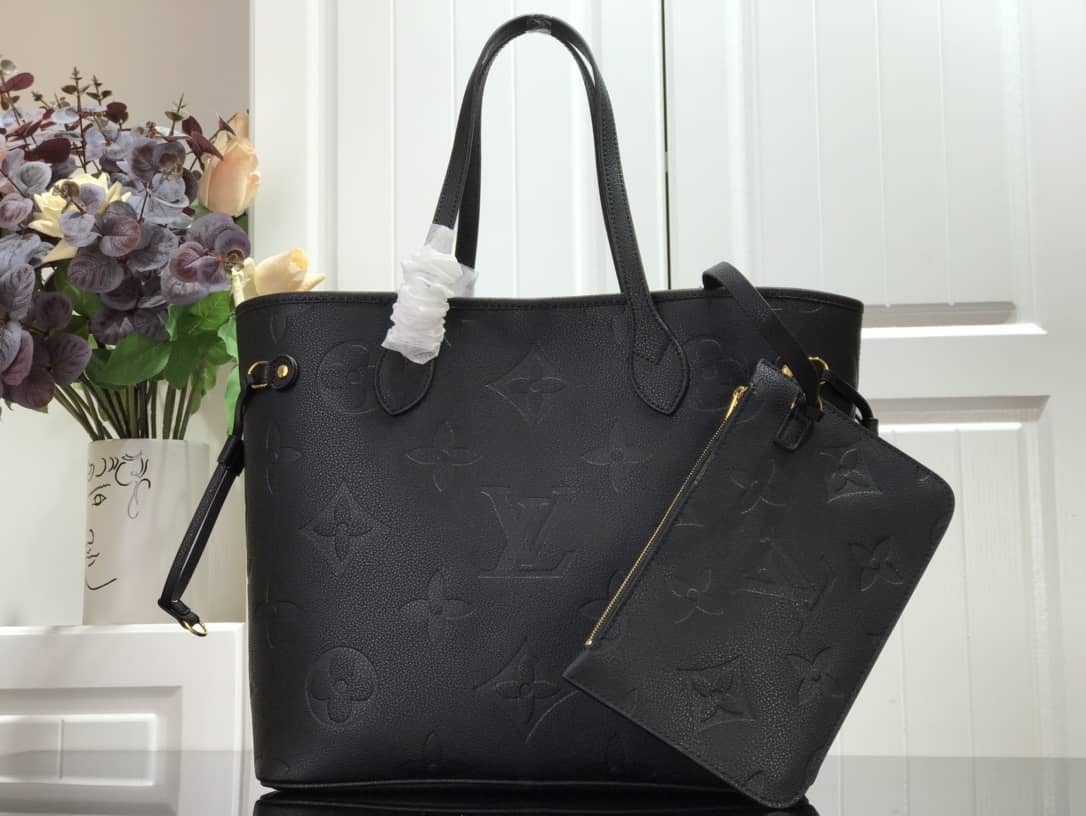 L0vis Vvtt0n Neverfull MM Monogram Empreinte Tourterelle Bag Replica Black M45686