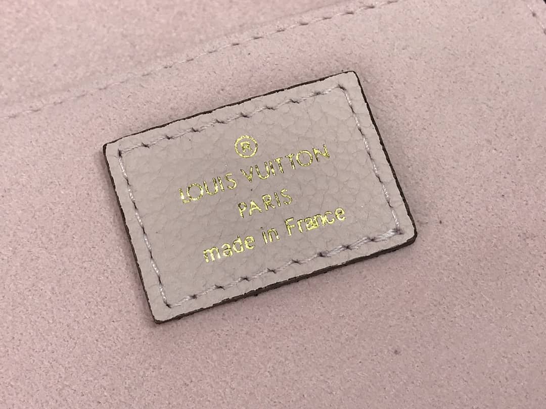 L0vis Vvtt0n Monogram Petit Sac Plat Bag Replica Pink M80449