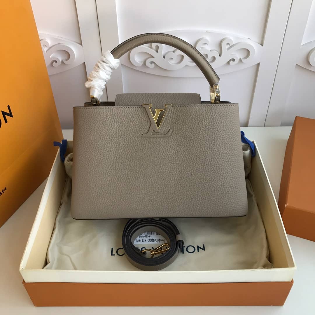 L0vis Vvtt0n Capucines MM Taurillon Leather Tote Replica Gray M94428