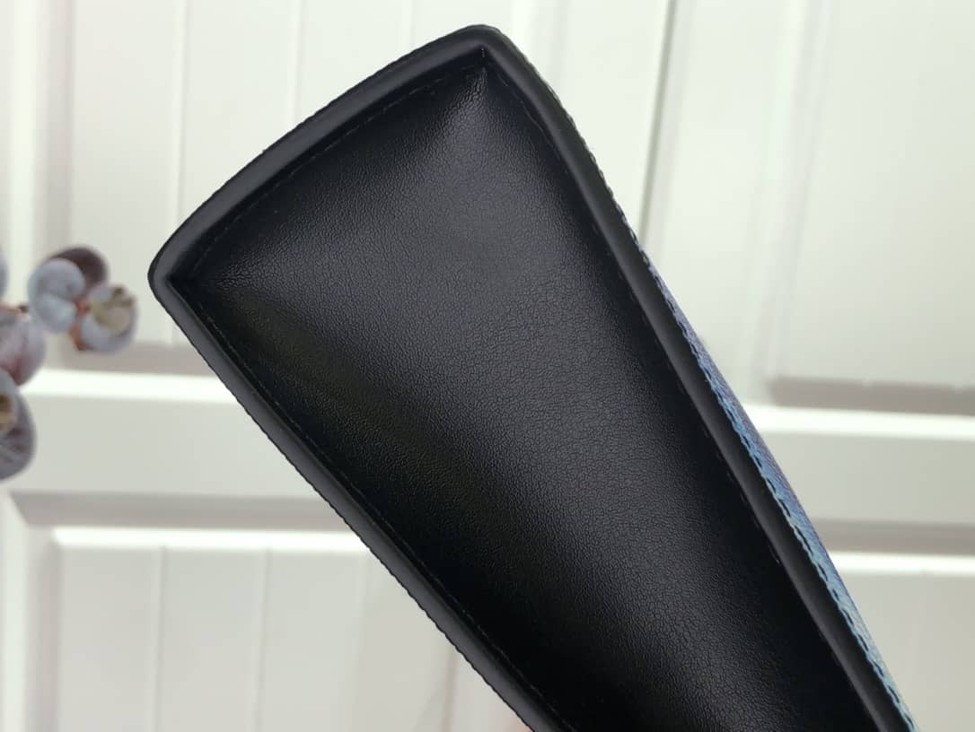 L0vis Vvtt0n Sunset Monogram Multicolor Voyage Replica Pochette Blue M45941