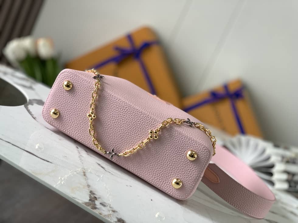 L0vis Vvtt0n Capucines BB Rose M59061 Replica Crossbody Bag