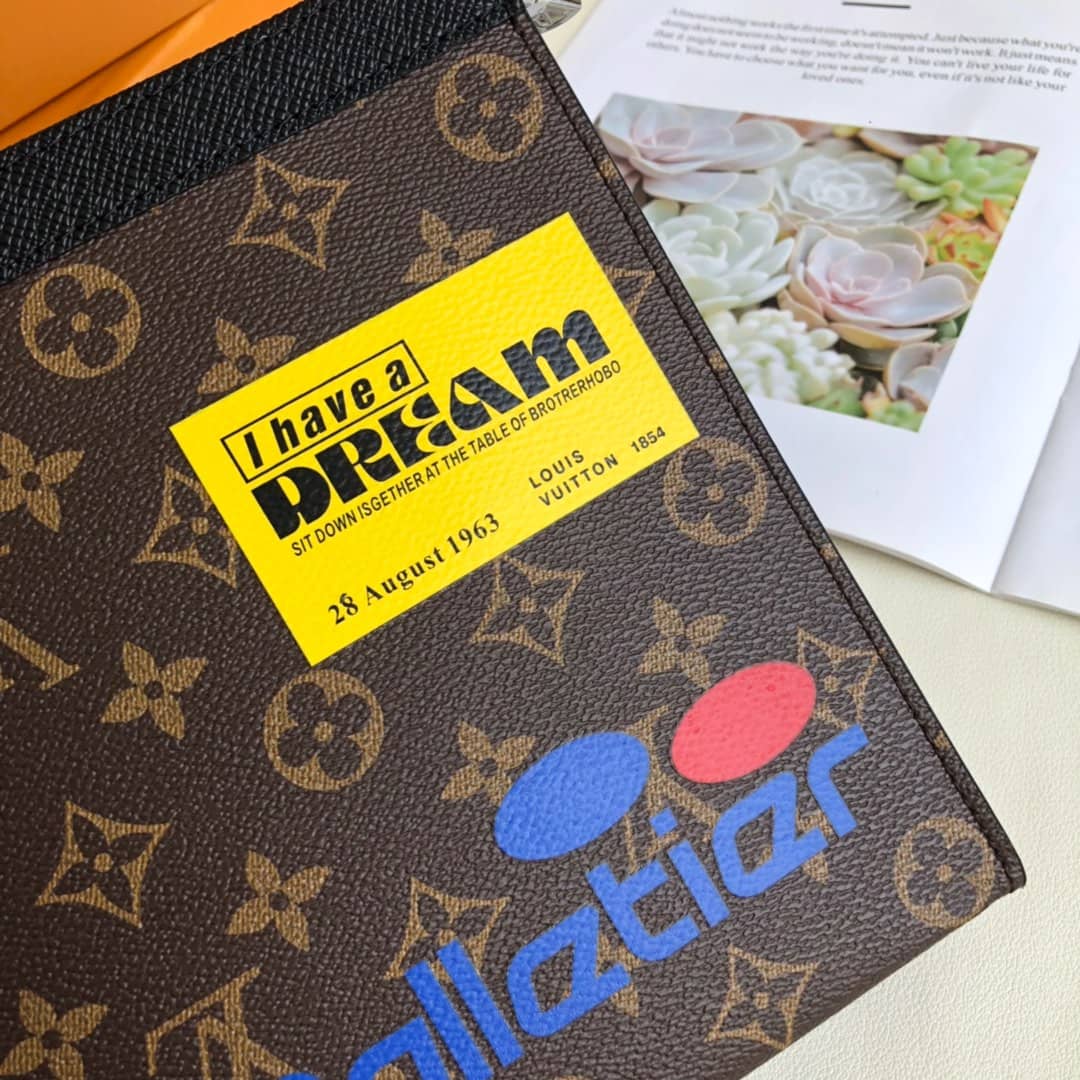 L0vis Vvtt0n Monogram Eclipse Canvas Replica Pochette Voyage MM Brown M61692