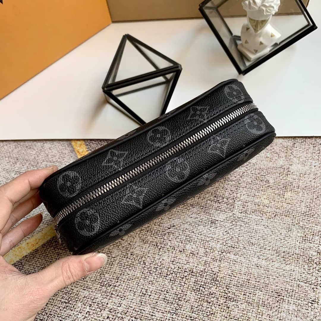 L0vis Vvtt0n Monogram Trousse Toilette Clutch Replica Black M47522