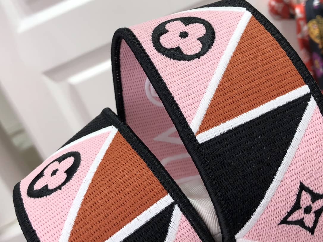 L0vis Vvtt0n Twist MM Epi leather Replica Handbag M59027