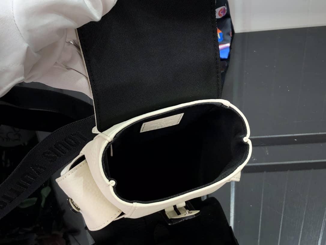 L0vis Vvtt0n Christopher XS Replica Backpack White M58495