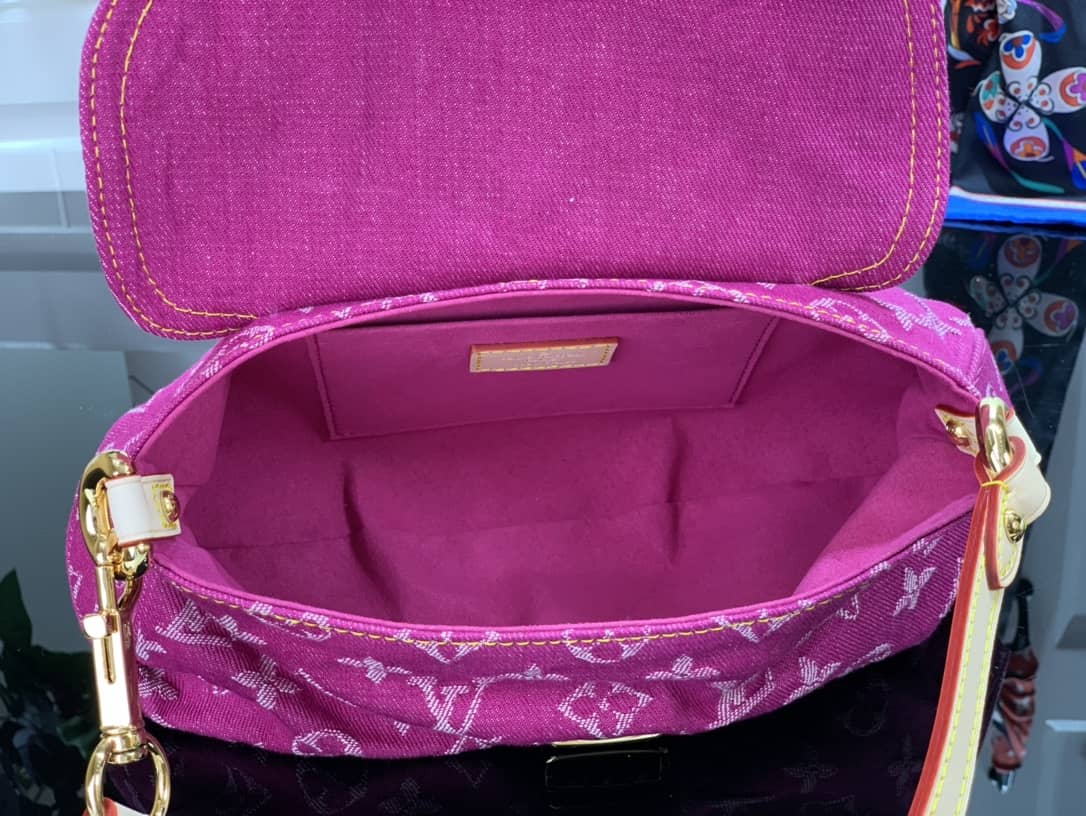 L0vis Vvtt0n Monogram Denim Mini Pleaty Replica Shoulder Bag Pink M95050