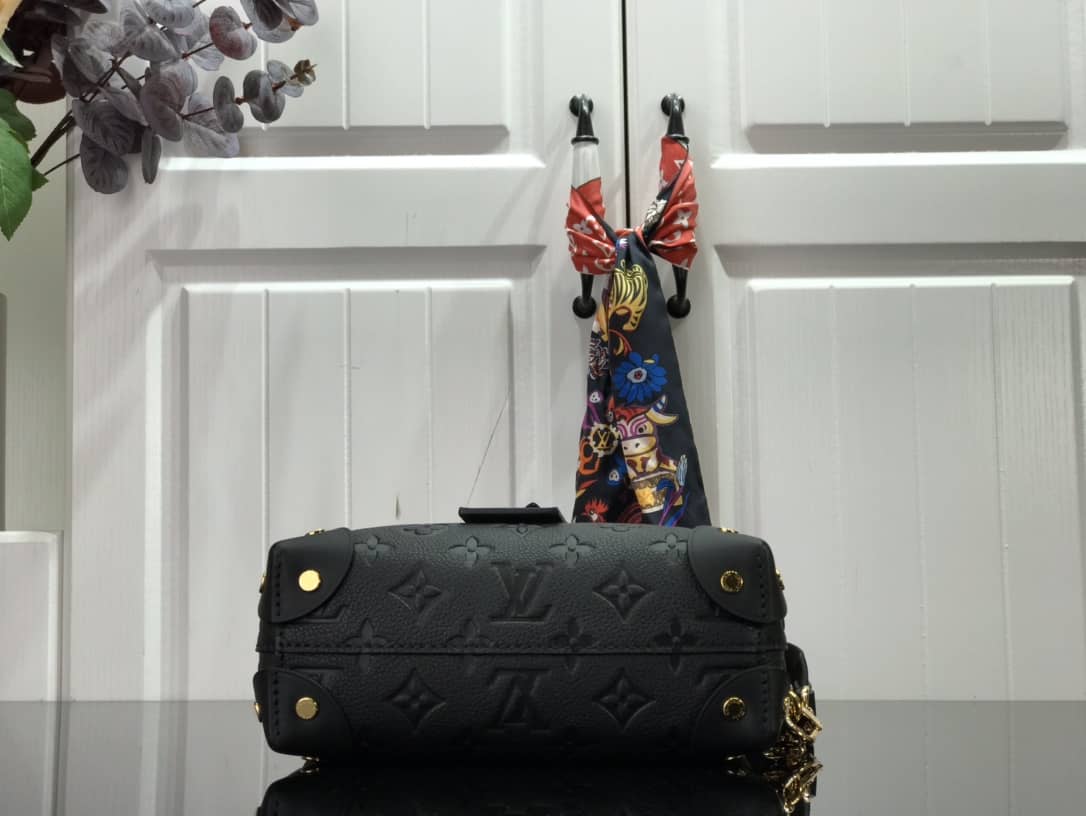 L0vis Vvtt0n Petite Malle Souple Monogram Replica Bag Black M45571