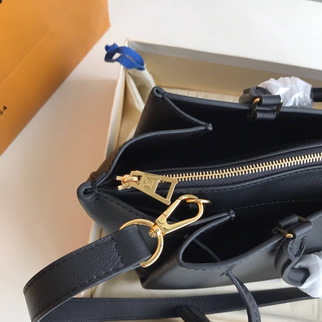 L0vis Vvtt0n Lockmeto Leather Tote Replica Black M54569