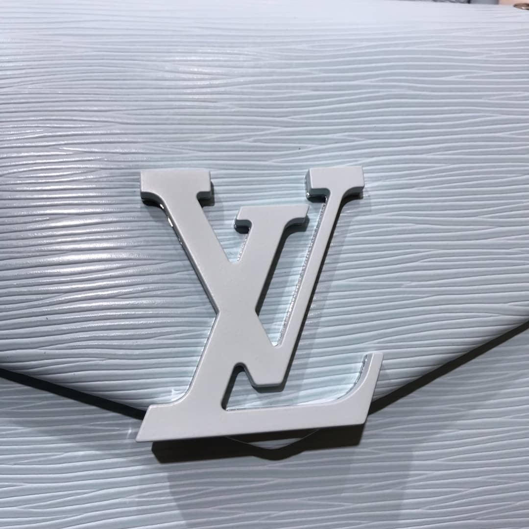 L0vis Vvtt0n Grenelle Pochette Epi Leather Replica Shoulder Bag Blue M55977