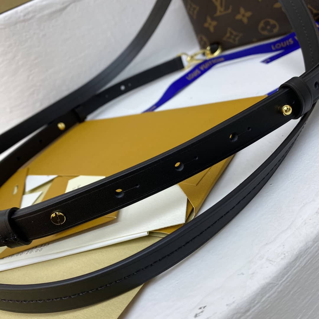 L0vis Vvtt0n Monogram Canvas Montsouris BB Replica Bag M45516 Black