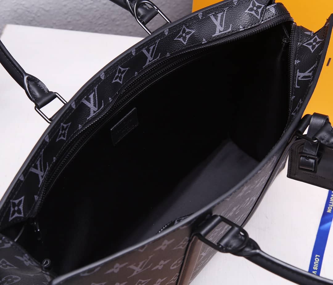 L0vis Vvtt0n Sac Plat Horizontal Zipper Replica Shoulder Bag M45265