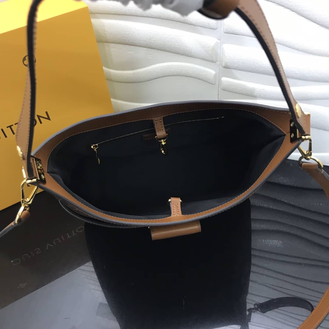 L0vis Vvtt0n Dauphine MM Replica Hobo M45196