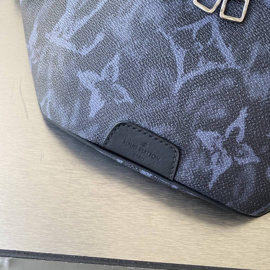 LV Bum Bag Dupe Mens Discovery  N44331