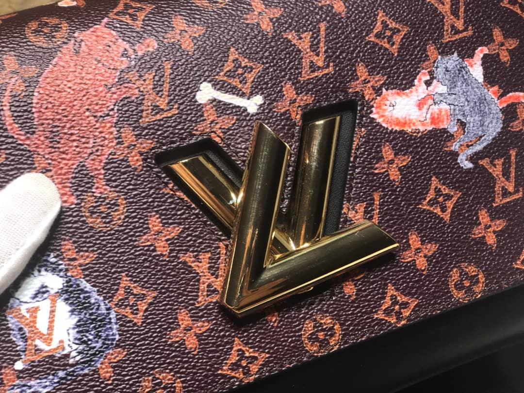 L0vis Vvtt0n Twist Epi Handbag Replica