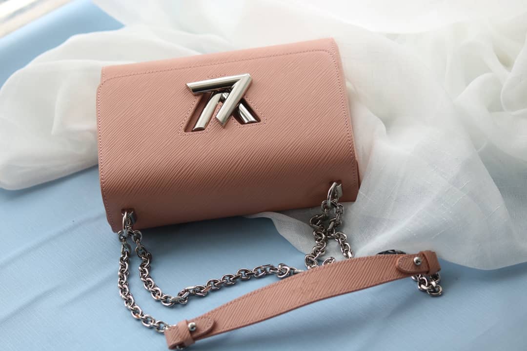 L0vis Vvtt0n Replica Twist MM Epi Leather M50280 Bag