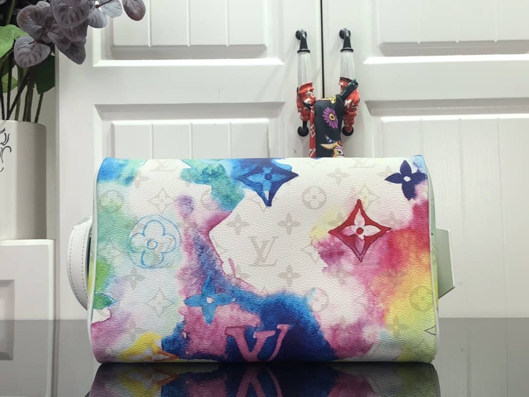 L0vis Vvtt0n Multicolored Watercolor Monogram Canvas Dopp Kit Toiletry Bag Replica M80500