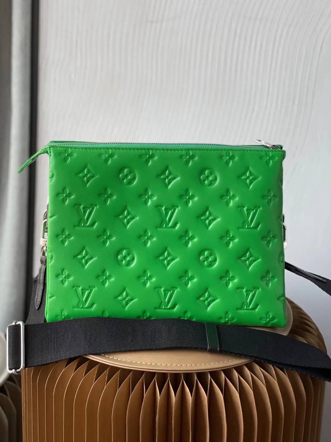L0vis Vvtt0n Coussin PM Green M57936 Replica Shoulder Bag